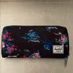 Herschel floral wallet